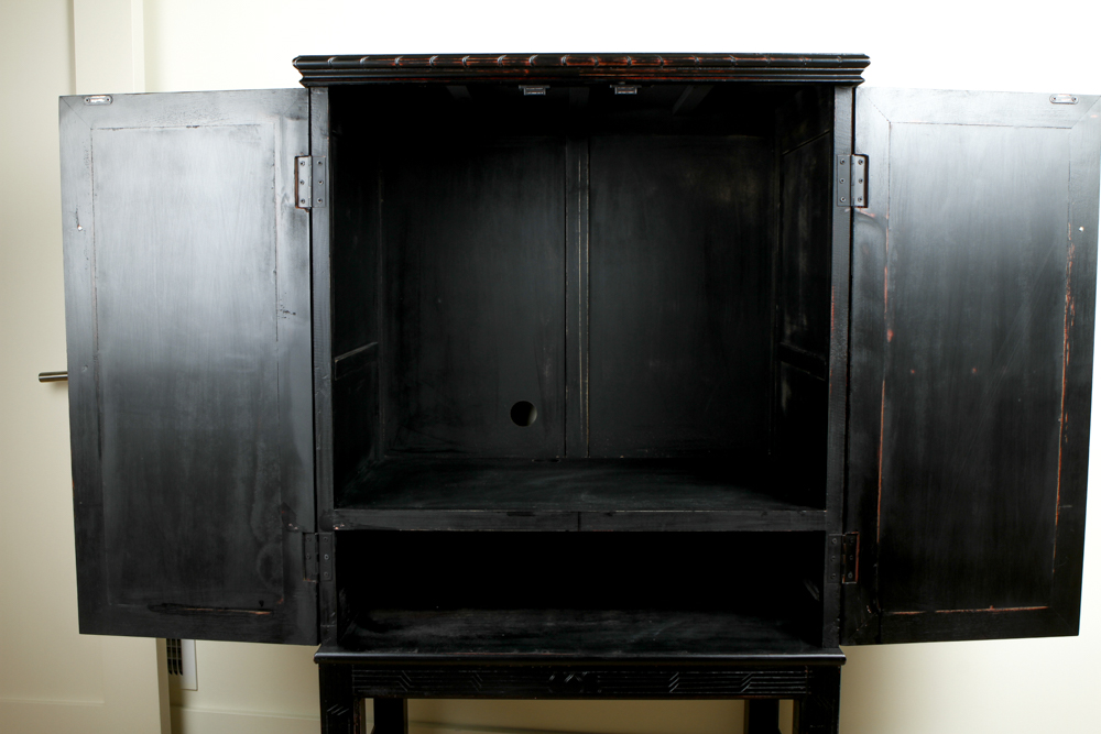 Wayborn Furniture Benfu Armoire