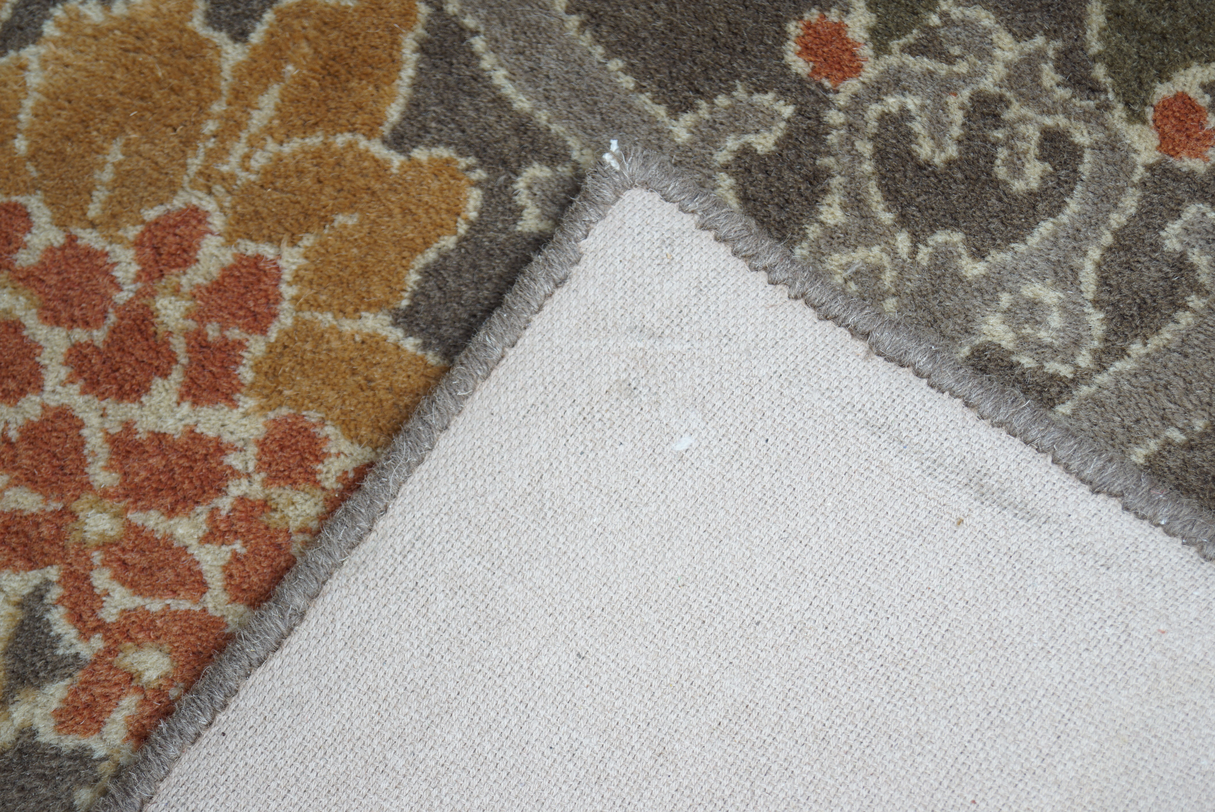 Art Nouveau-Style Wool Area Rug