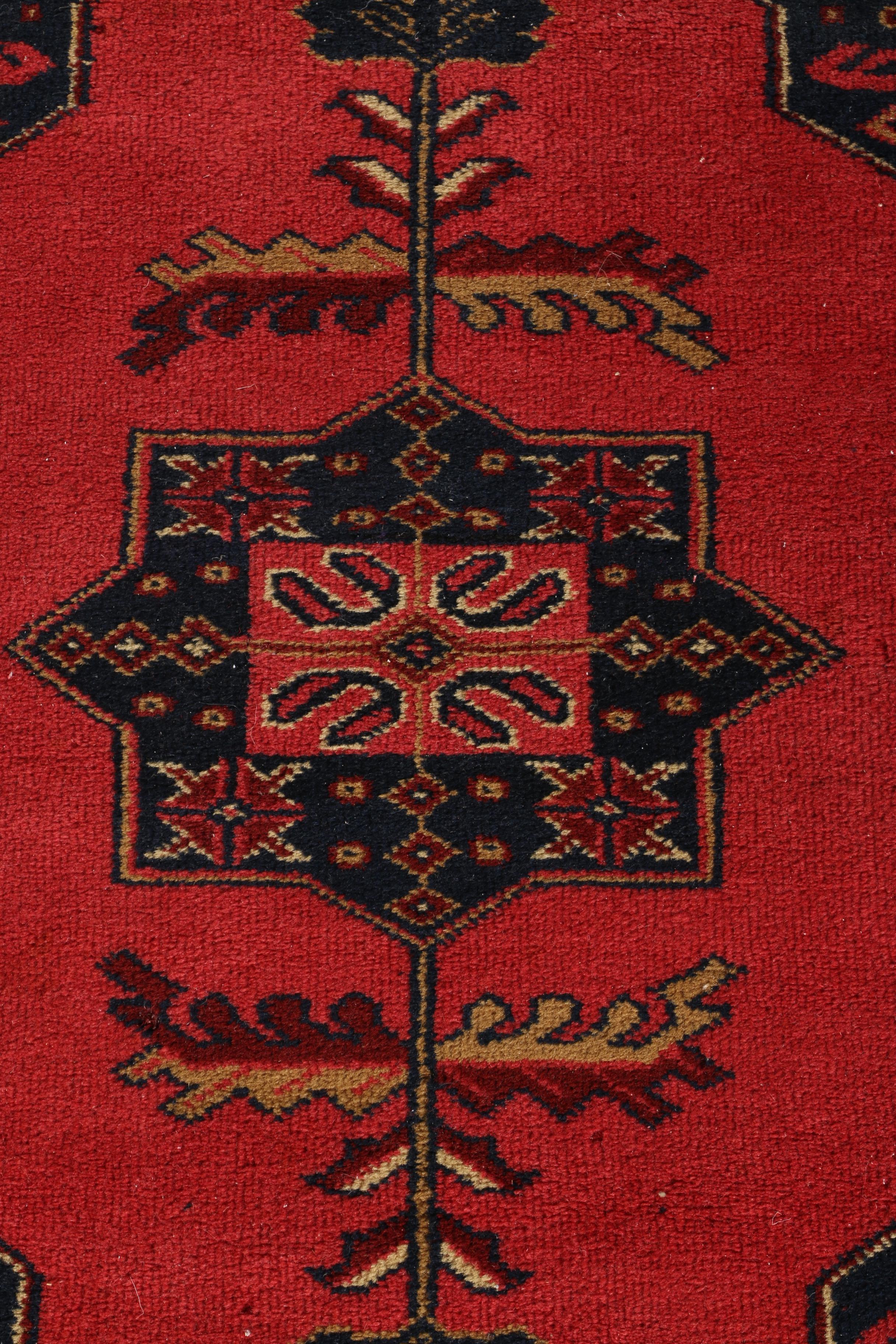 Hand-Knotted Indian Jaipur Area Rug