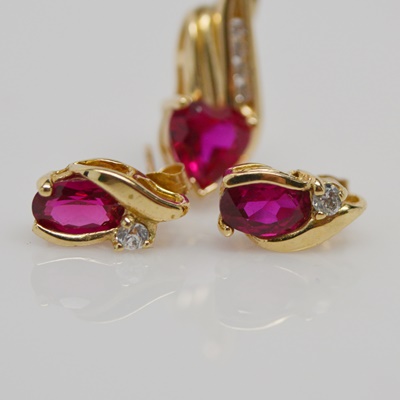 10K Yellow Gold Synthetic Ruby and Cubic Zirconia Pendant and Pierced Earring Set