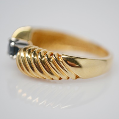 14K Yellow Gold Blue Sapphire Ring