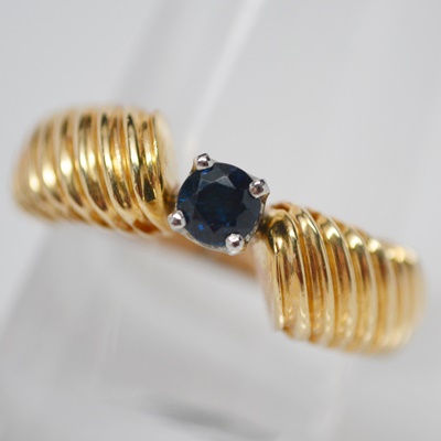 14K Yellow Gold Blue Sapphire Ring