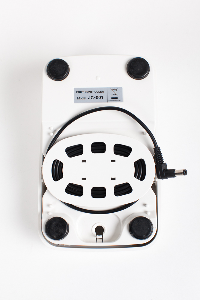 Juki TL-2010Q 9" Arm Straight Stitch Sewing Quilting Machine