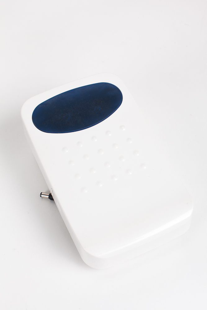 Juki TL-2010Q 9" Arm Straight Stitch Sewing Quilting Machine