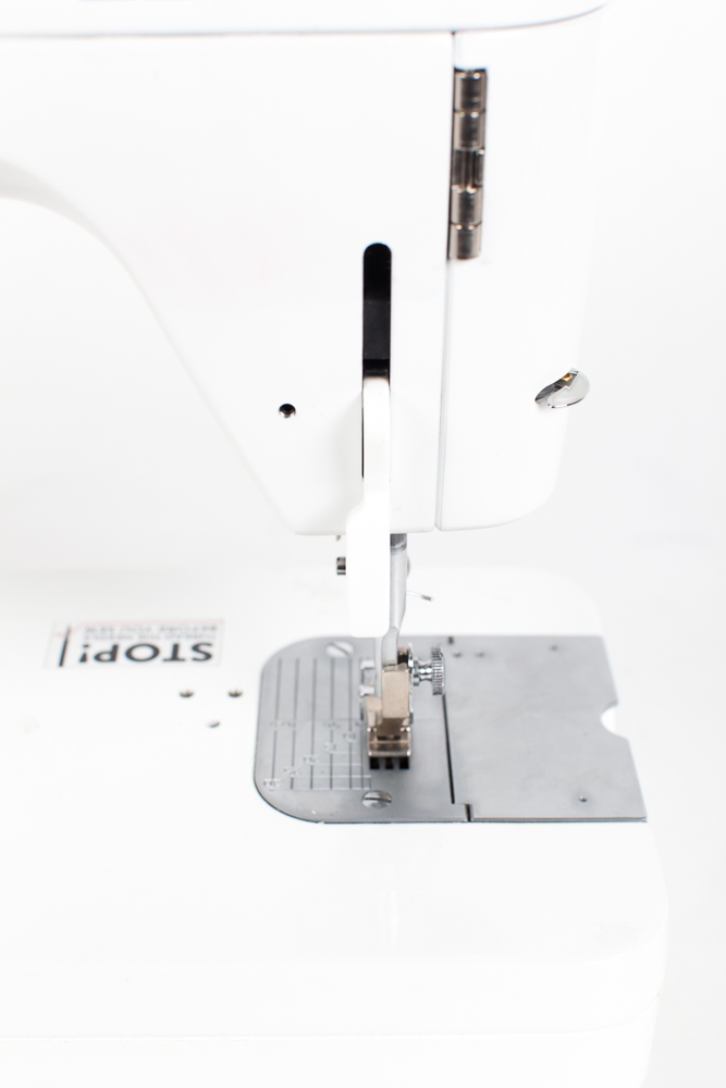Juki TL-2010Q 9" Arm Straight Stitch Sewing Quilting Machine