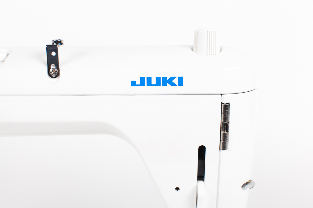 Juki TL-2010Q 9" Arm Straight Stitch Sewing Quilting Machine