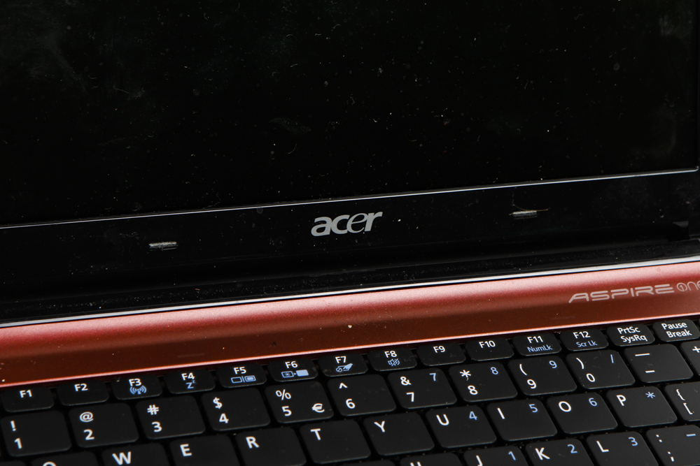 Acer Aspire One Mini and Accessories