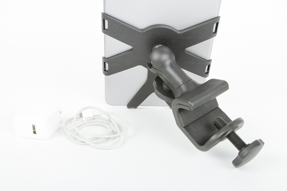 iPad Mini 4 WiFi with iKlip 2