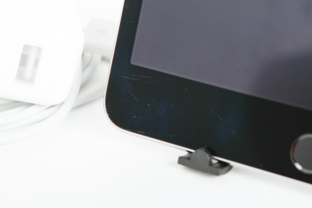 iPad Mini 4 WiFi with iKlip 2