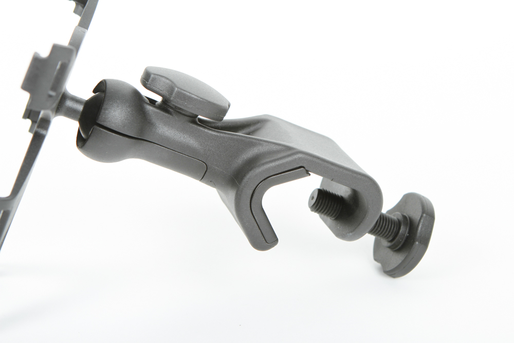 iPad Mini 4 WiFi with iKlip 2