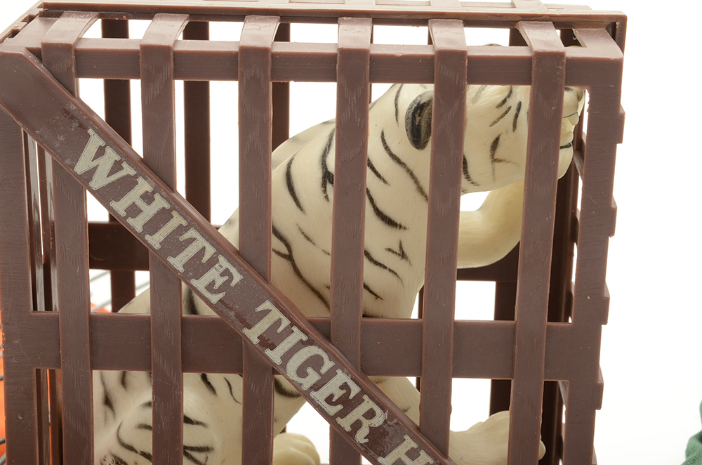 VIntage GI Joe "White Tiger Hunt" Playset