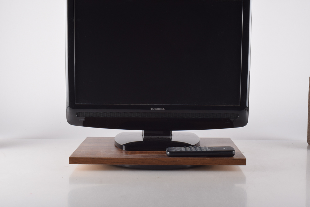 Toshiba 19" HD LCD Television