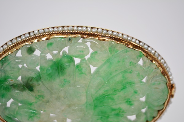Antique 14K Yellow Gold Jadeite and Seed Pearl Butterfly Brooch