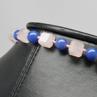 Egyptian Revival Form 14K Yellow Gold Rose Quartz and Chalcedony Pendant Necklace