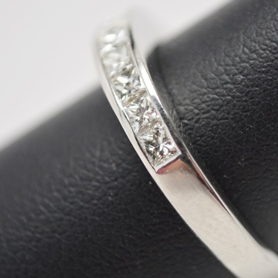 Platinum 0.96 CTW Princess Cut Diamond Ring