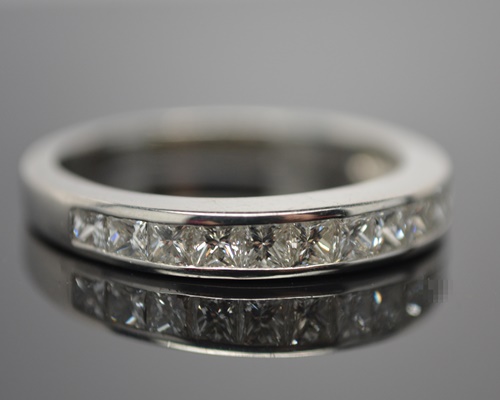 Platinum 0.96 CTW Princess Cut Diamond Ring