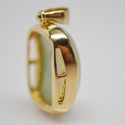 14K Yellow Gold Jadeite Pendant