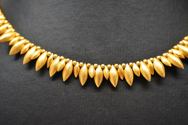 Hilat 24K Yellow Gold Necklace