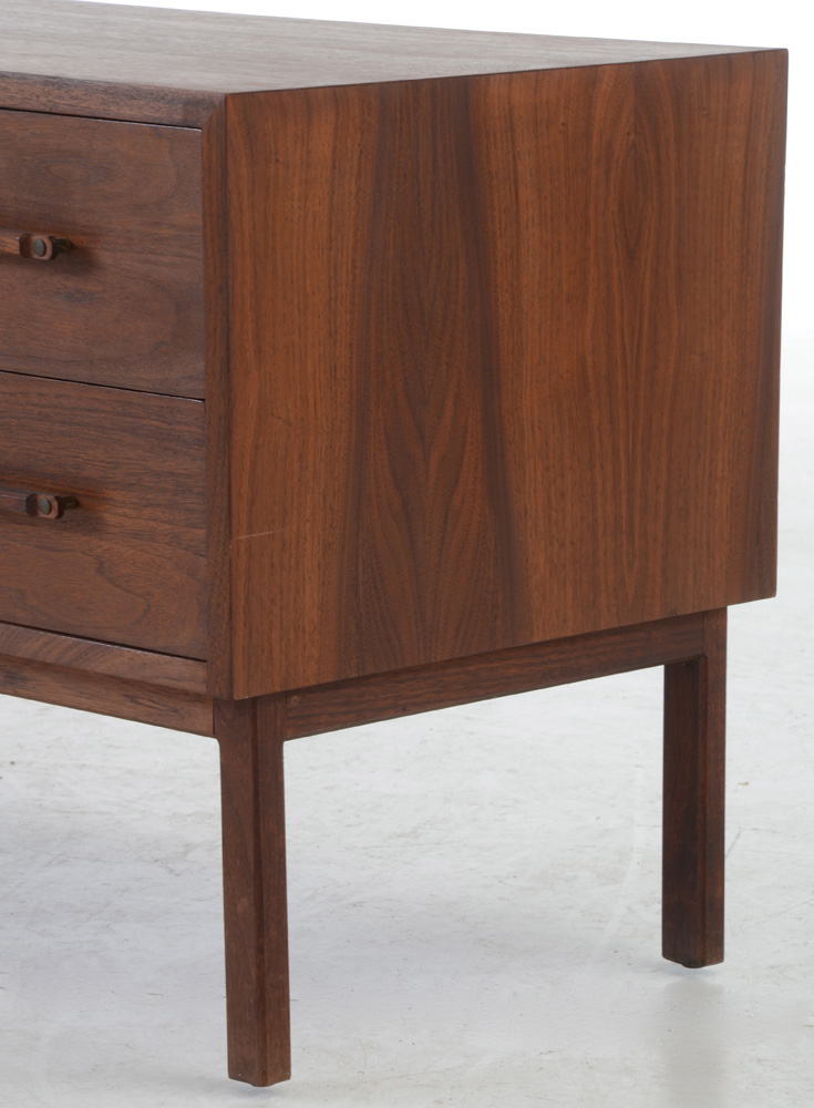 Mid Century Modern Dresser