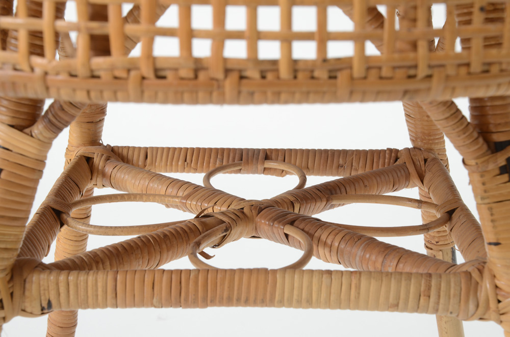 Mid-century Wicker Round Side Table