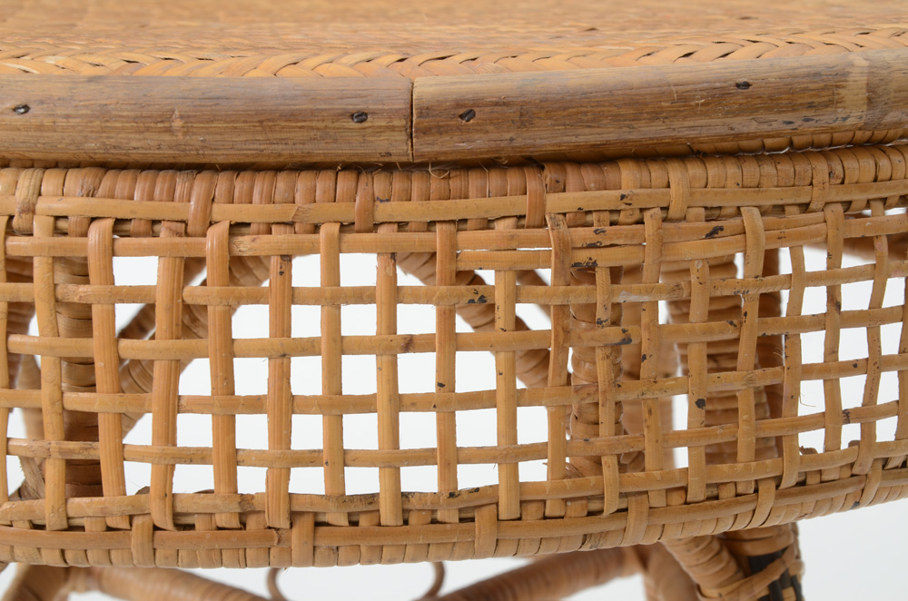 Mid-century Wicker Round Side Table