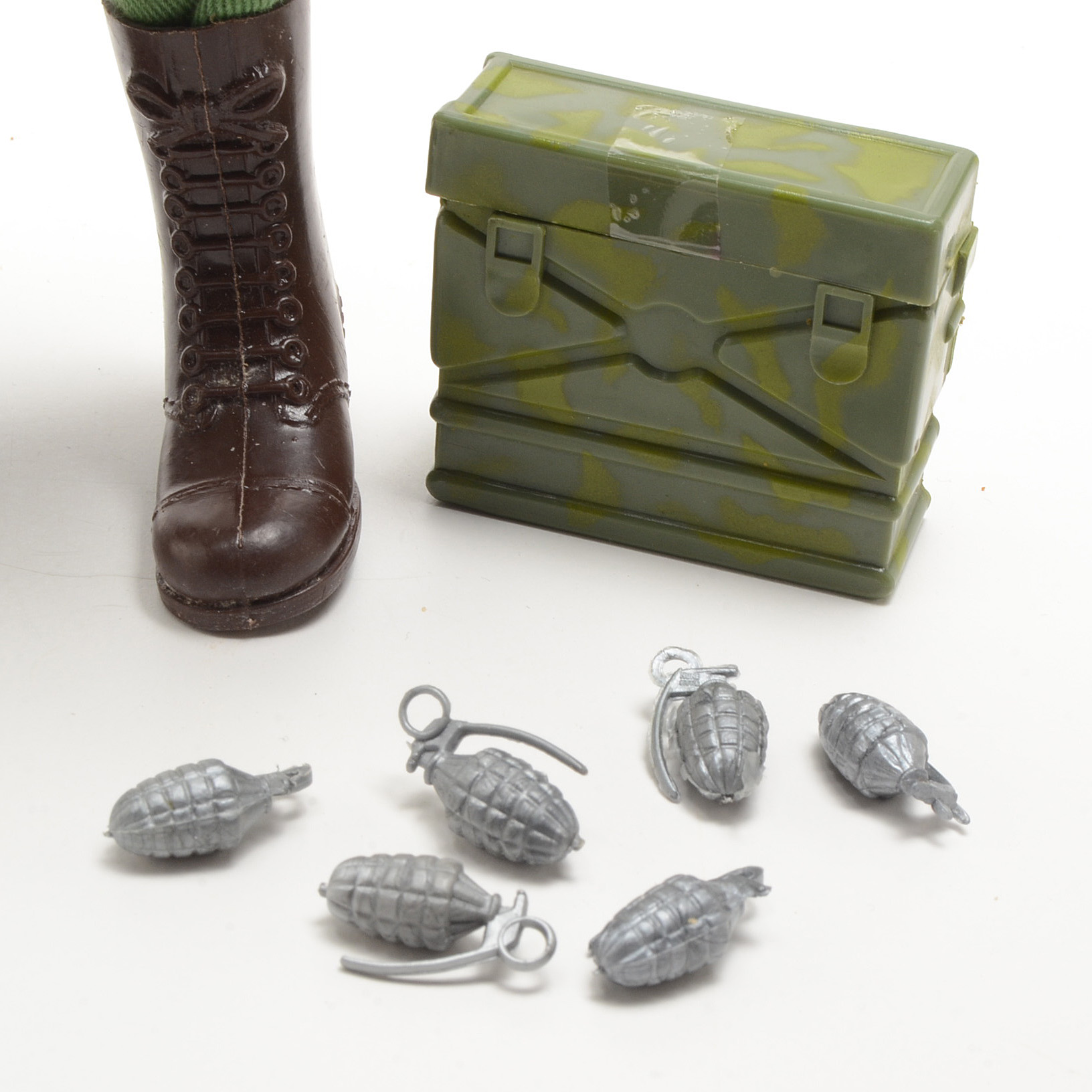 Vintage 1966 Hasbro GI Joe "Green Beret" Figure