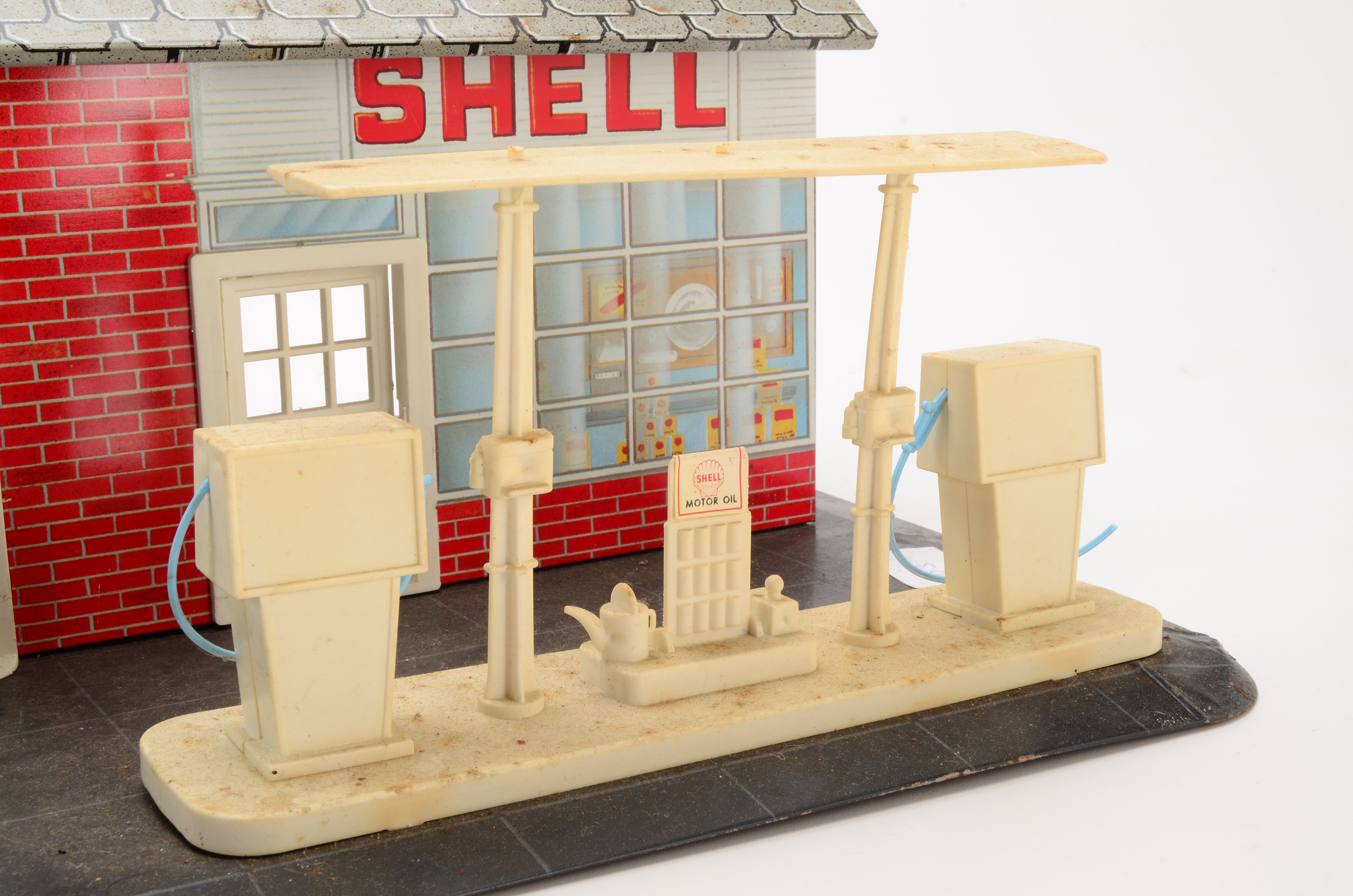 Wolverine Toy Shell Station
