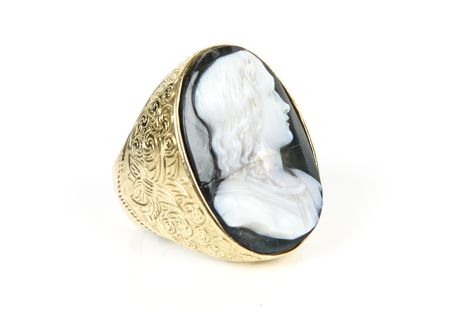 18K Yellow Gold Cameo Ring