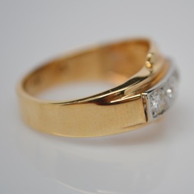 Retro 14K Yellow Gold Ring With Three Old European Cut Diamonds