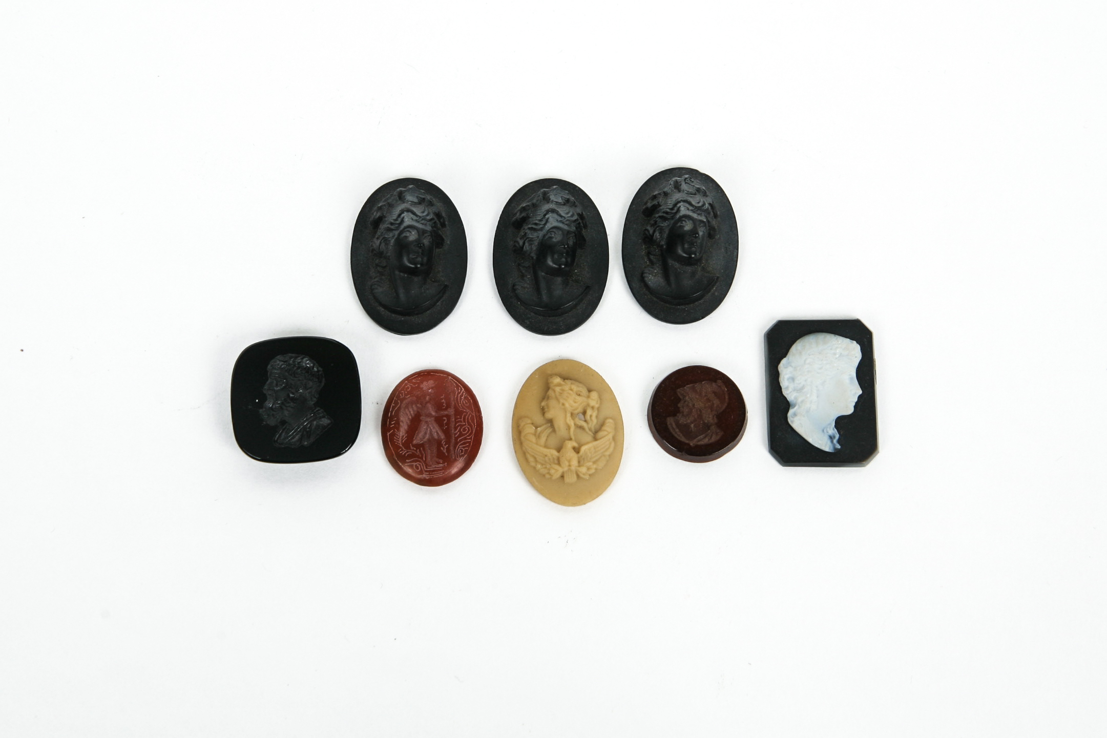 Grouping of Loose  Cameos