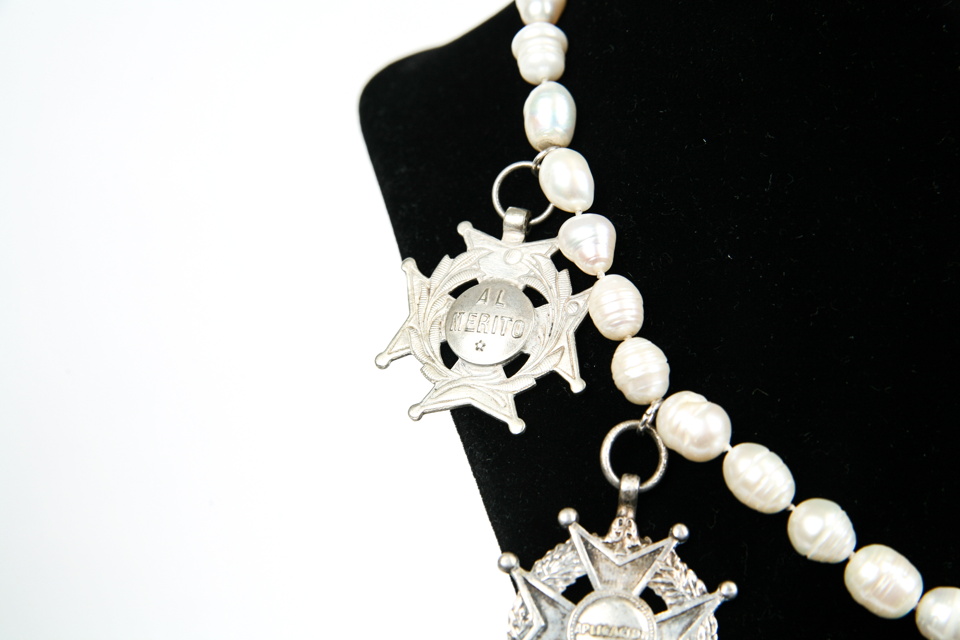 Baroque Pearl Necklace with Silver Tone Medallions