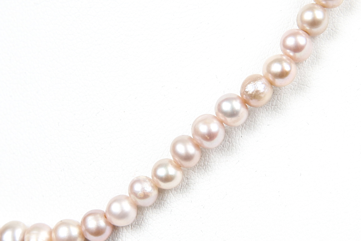 Cultured Pearl Necklace with Toggle Clasp
