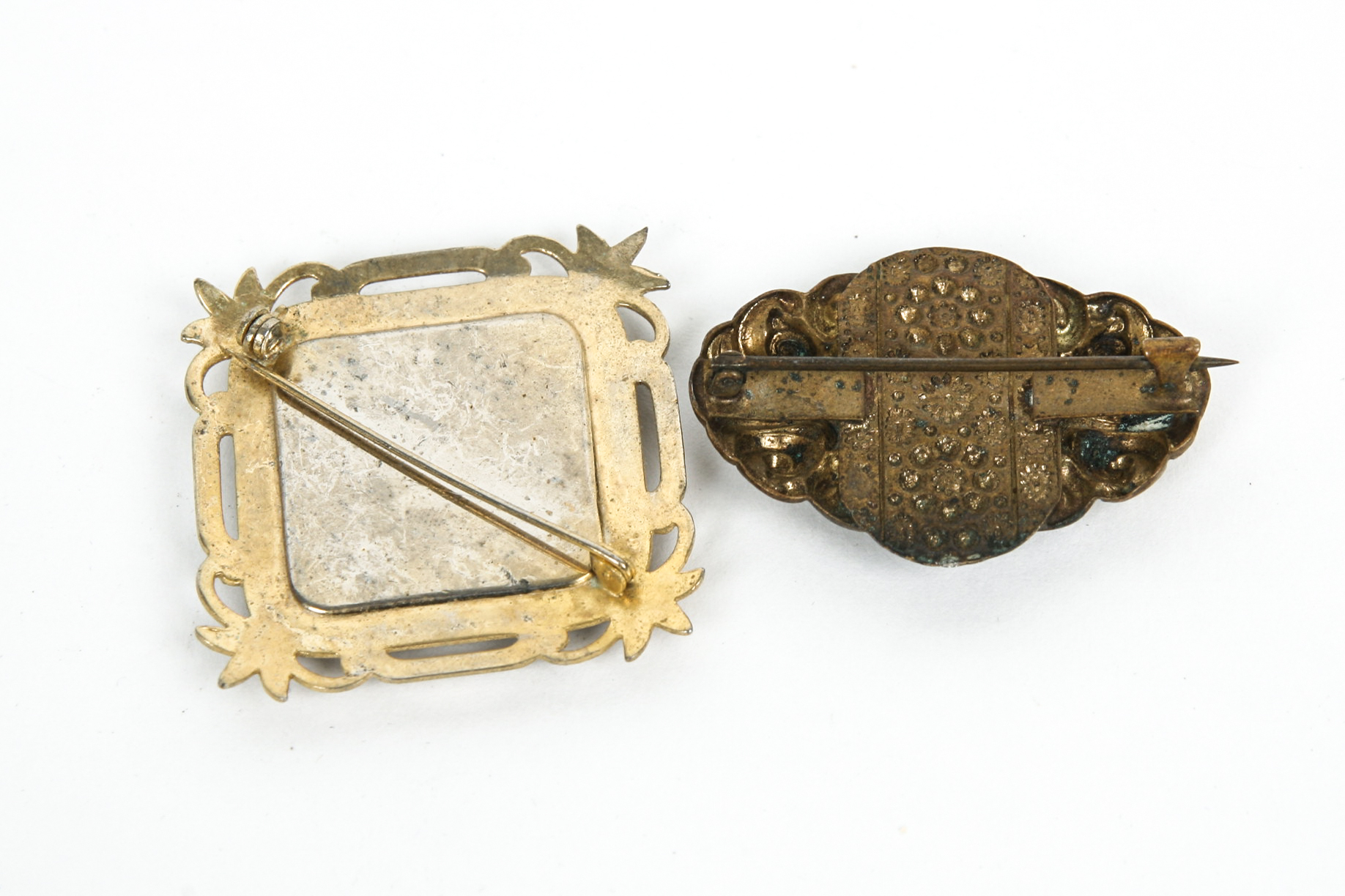 Grouping of Vintage Costume Brooches