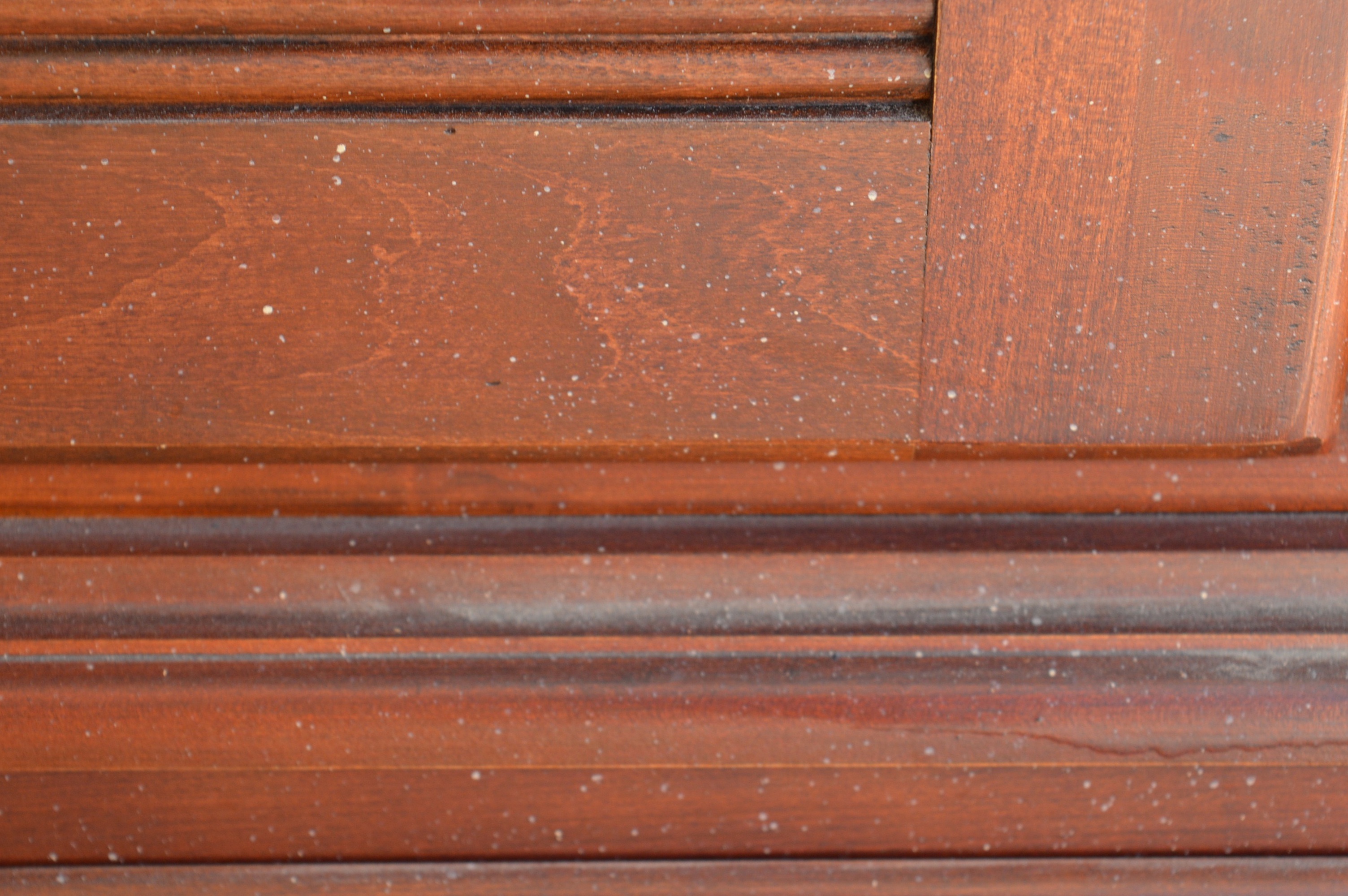 Ethan Allen "British Classics" Mirrored and Lighted Curio Cabinet