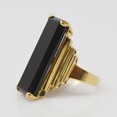 10K Yellow Gold Onyx Ring