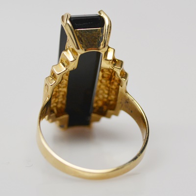 10K Yellow Gold Onyx Ring