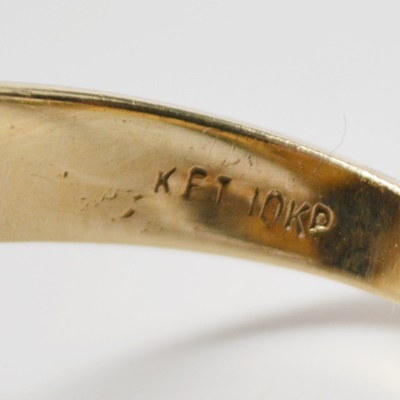 10K Yellow Gold Onyx Ring