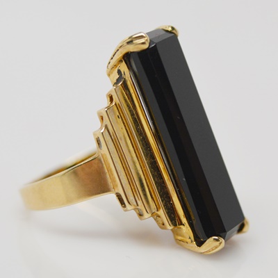10K Yellow Gold Onyx Ring