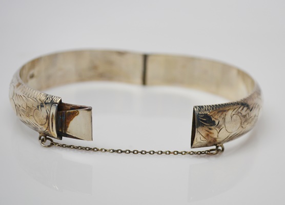 Sterling Silver Hinged Bangle