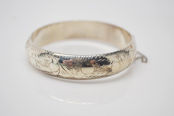 Sterling Silver Hinged Bangle