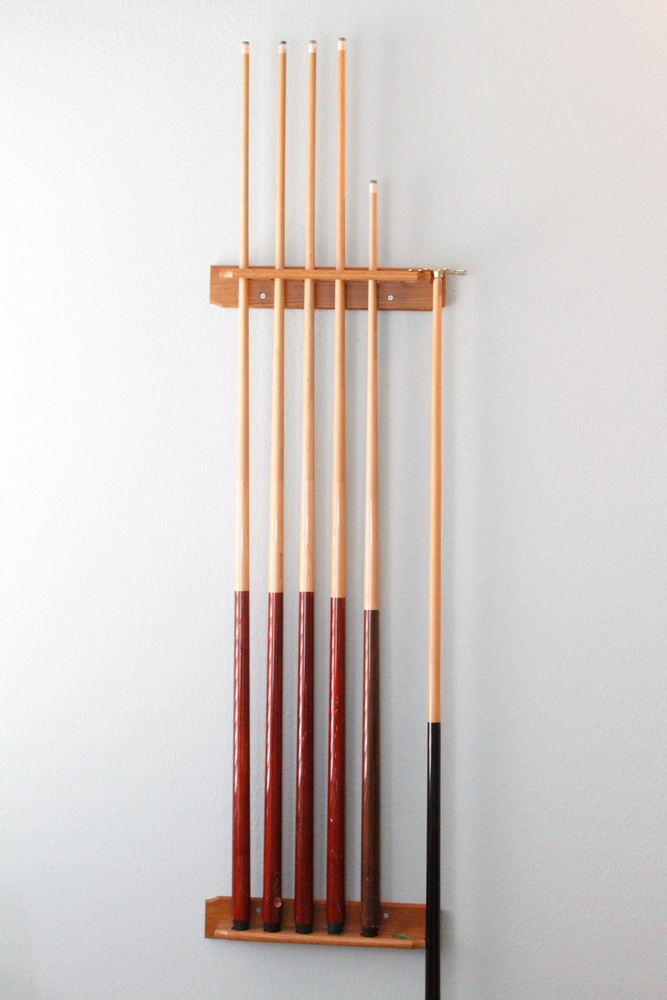 Kasson Elite Billiards Table and Equipment