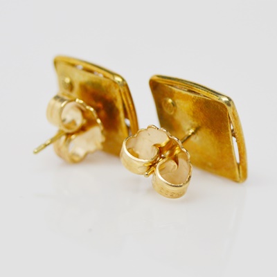 Stuart Golder 18K Yellow Gold Woven Wire Design Pierced Earrings