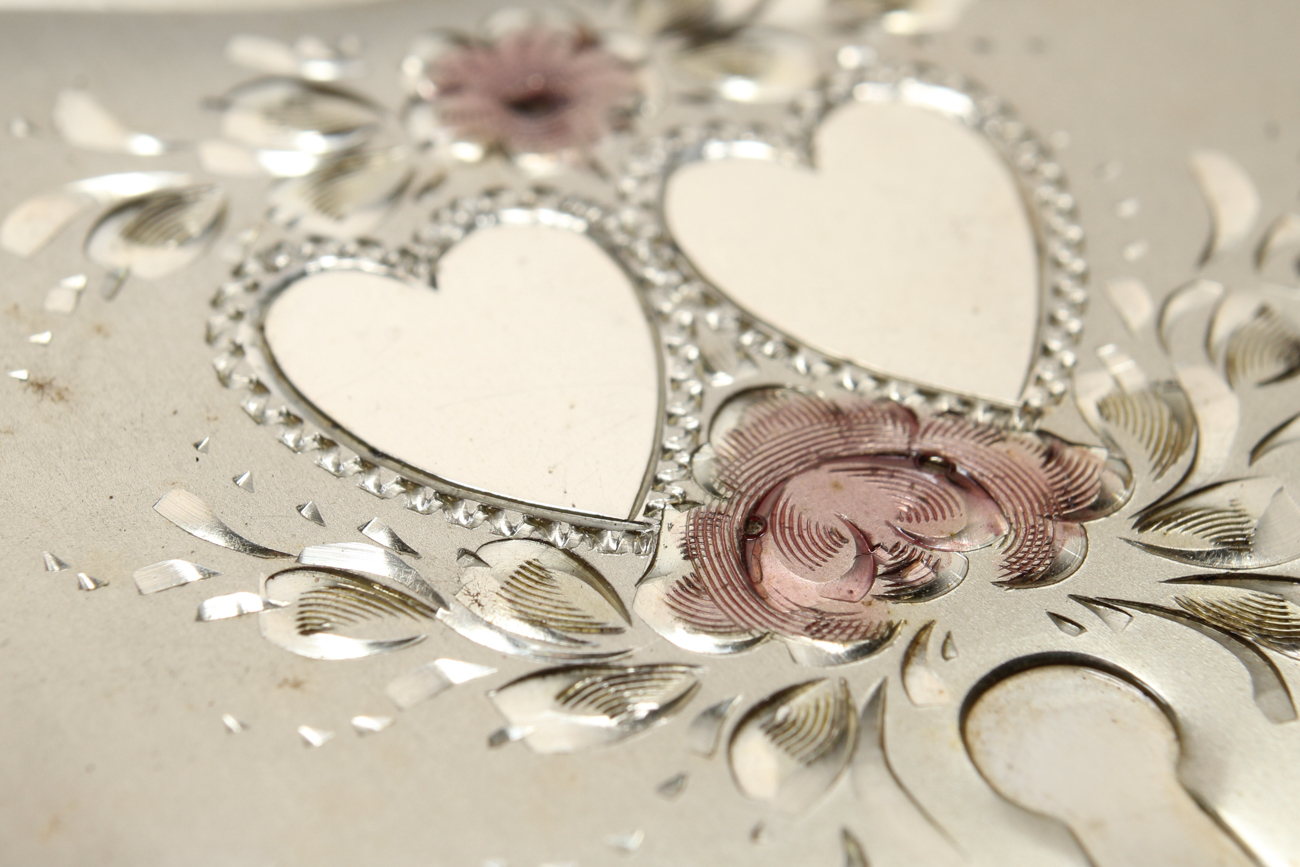 Vintage "La Mode" Sterling Silver Heart Shaped Compact