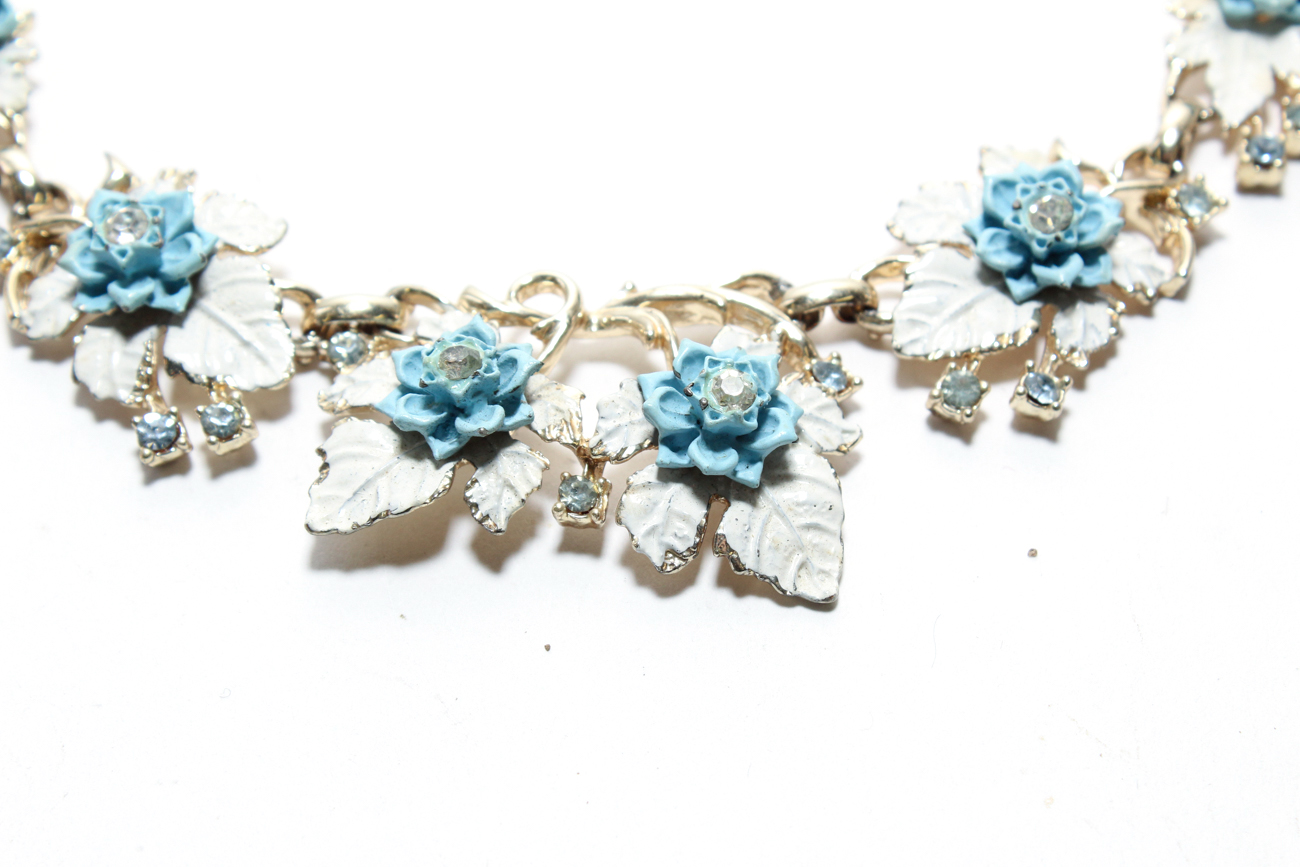 Art Deco Blue and White Floral Choker Set