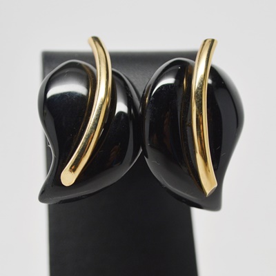 14K Yellow Gold Onyx Leaf Shape Pierced Earrings