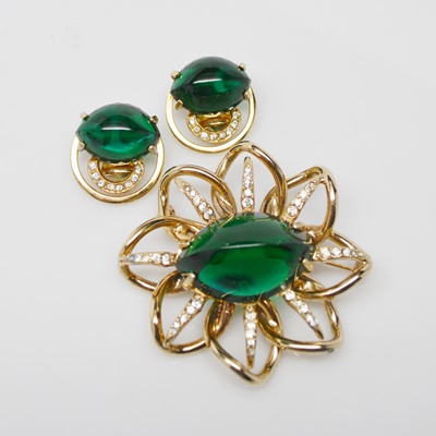 Vintage 1940's Eisenberg Green Glass and Rhinestone Clip-On Earrings and Brooch Set