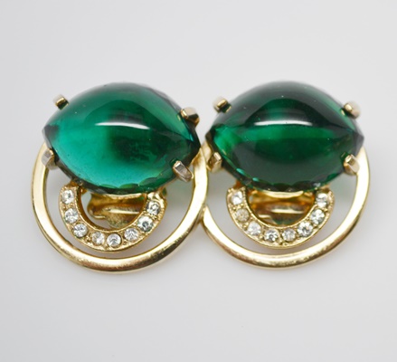 Vintage 1940's Eisenberg Green Glass and Rhinestone Clip-On Earrings and Brooch Set
