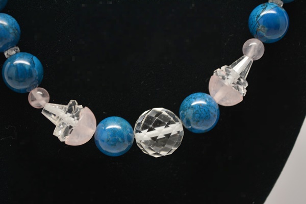 Lapis Lazuli and Quartz Bead Necklace With 14K White Gold and Yellow Gold Clasp