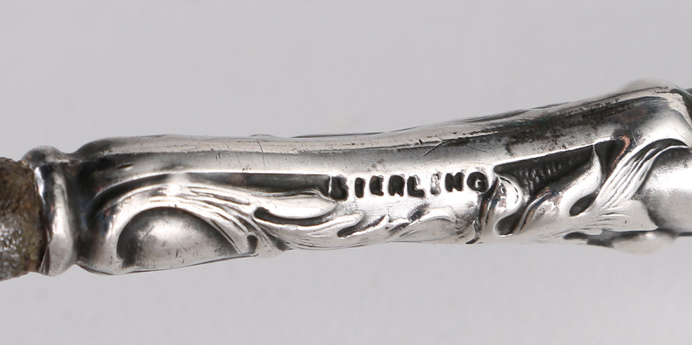 Sterling Silver Handled Nail File With Repoussé Daisies