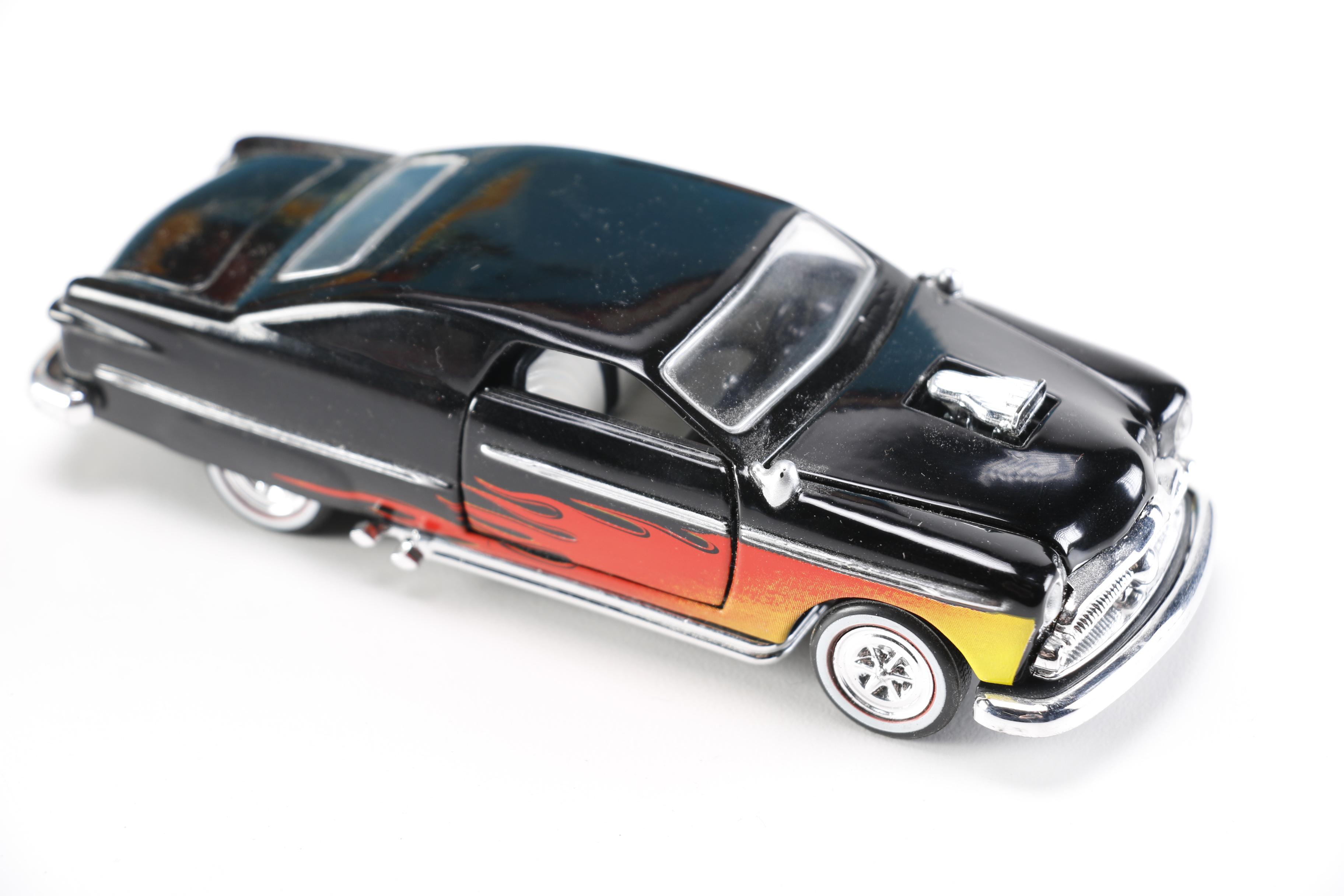 Smash-Up Derby Game With Assorted Toy Cars